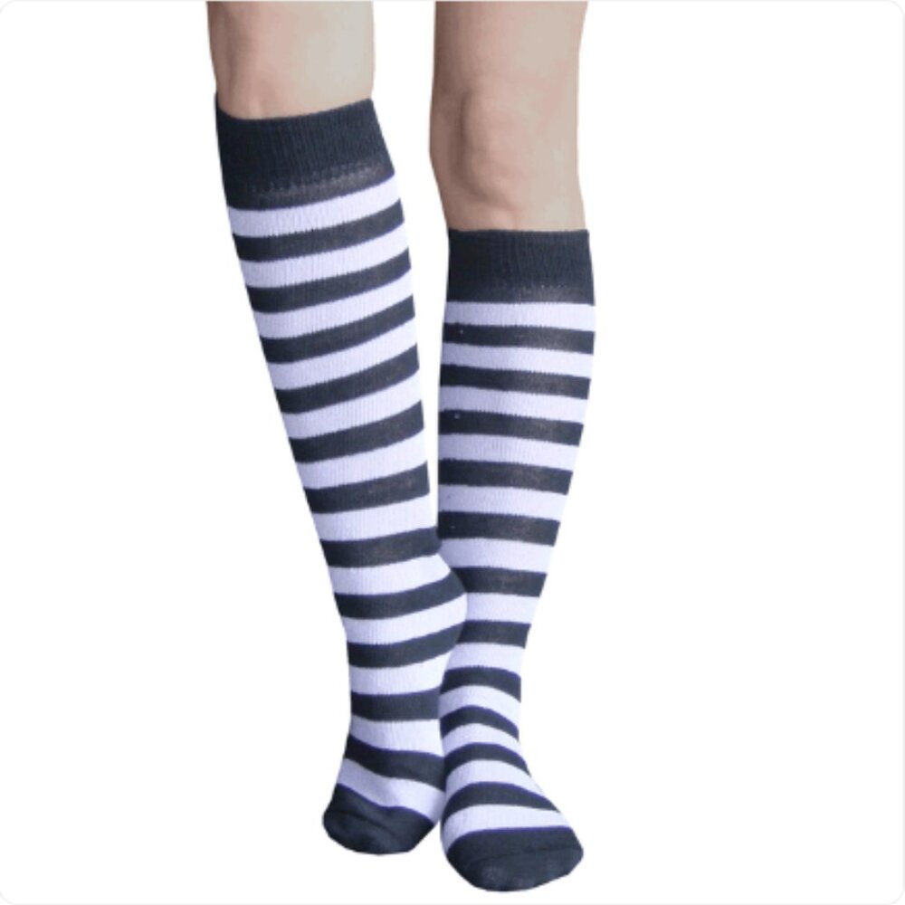 chrissy's socks / Black/White Striped Socks - Women's 7-11 - NEW